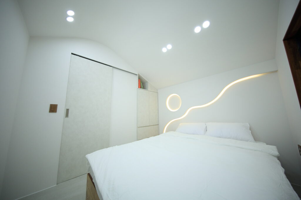 쉼하우스10_디럭스_체류형쉼터_실내인테리어_침실